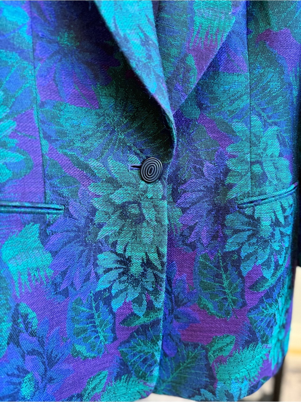 Vintage Dana Buchman Jacquard Blazer - Picture 6 of 11